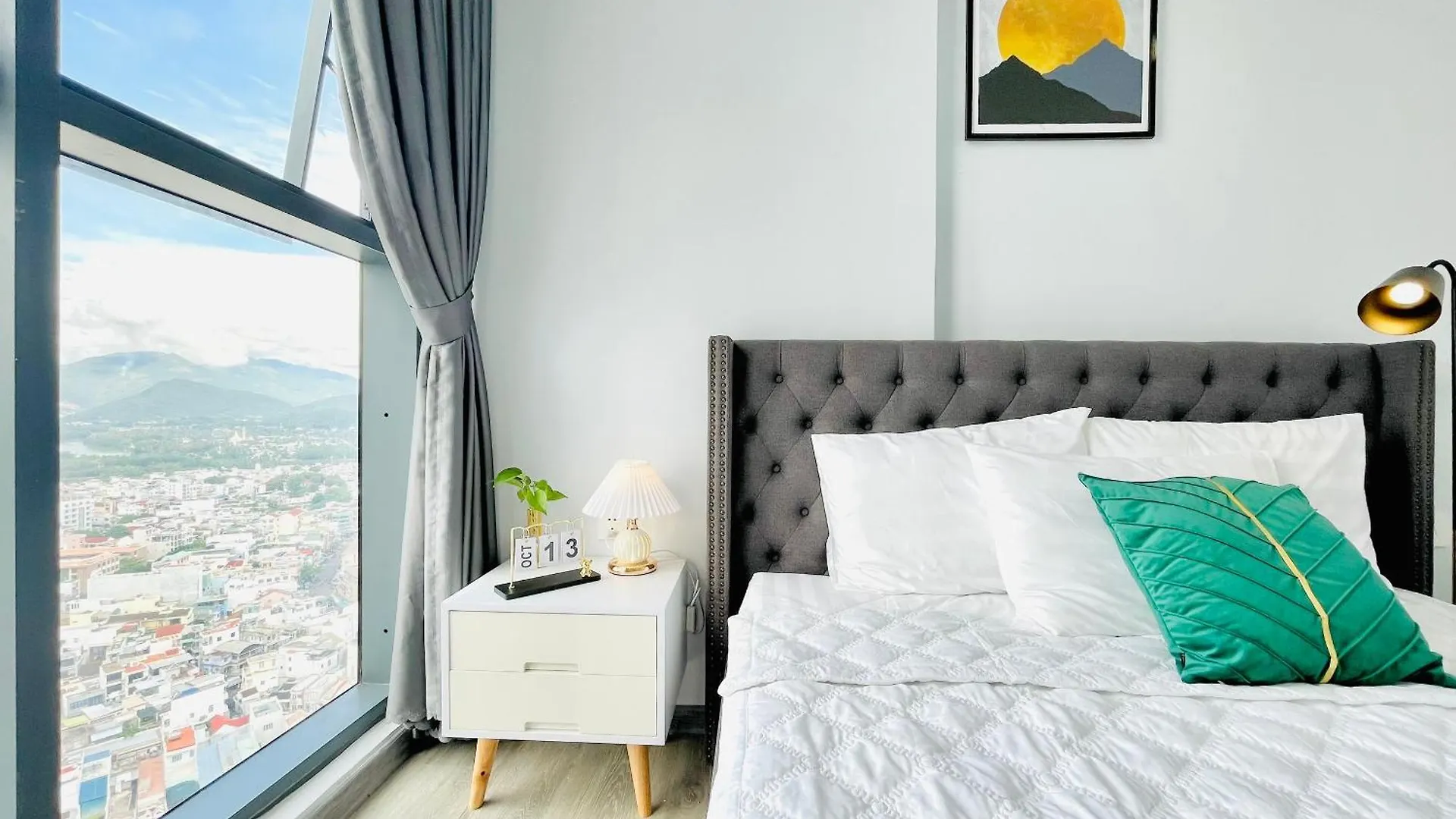 2509 - Sunrise & Sunset Apartment View Marina Suites Nha Trang
